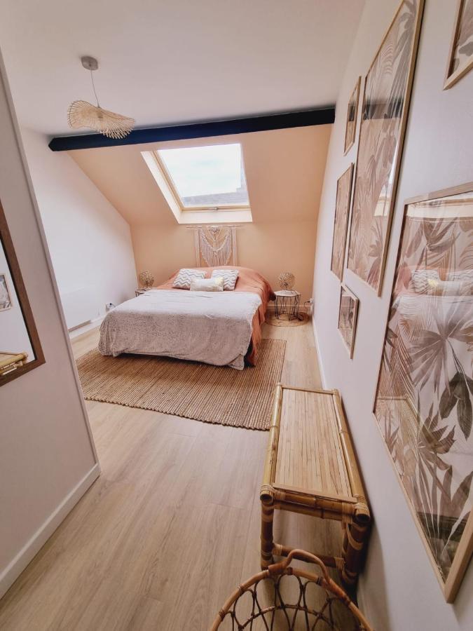 Neauphle-le-Château Duplex Neuf Centre Ville Avec Parking מראה חיצוני תמונה